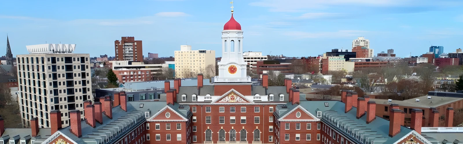 Stay Close: Hotels Within Walking Distance of Harvard University
