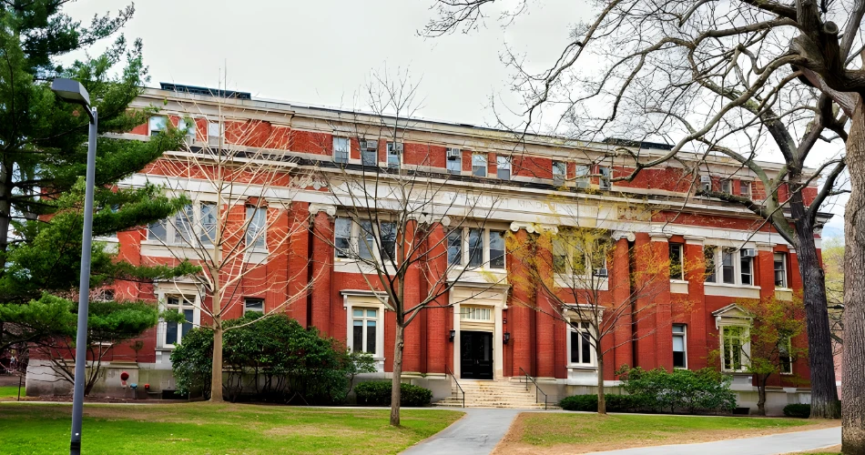 Where Luxury Meets Academia: Uncover the Ultimate 5-Star Experience Near Harvard
