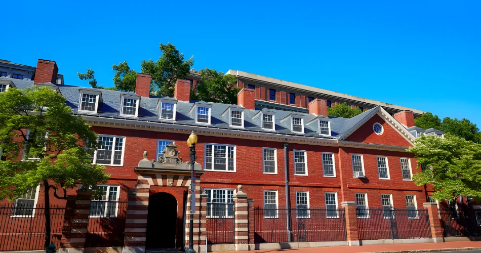Luxury Meets Academia: Experience Harvard's Premier Hotel Retreats